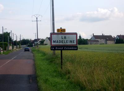 Entrée dans le hameau du Colombier